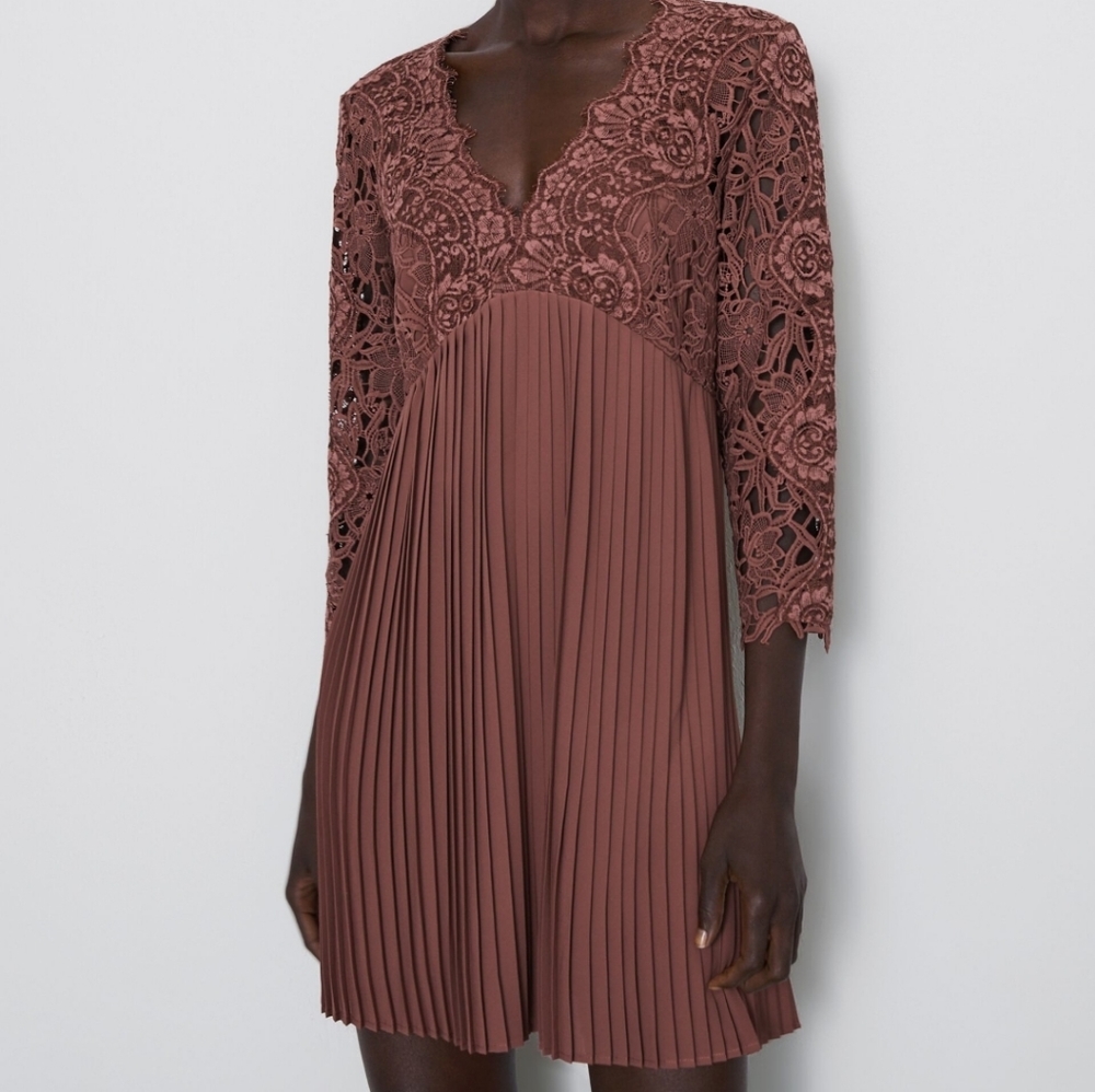 Zara Pleated Guipure Dress Dusty Rose sz L